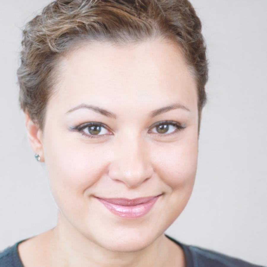 Portrait of Bryndis Solberg teaching team member